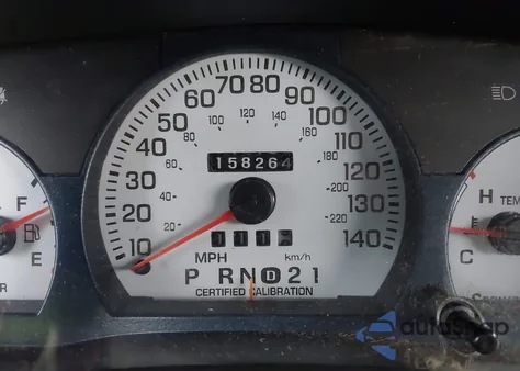 1998 Ford Crown Victoria из США, поврежденный, VIN 2FAFP73W5WX183300